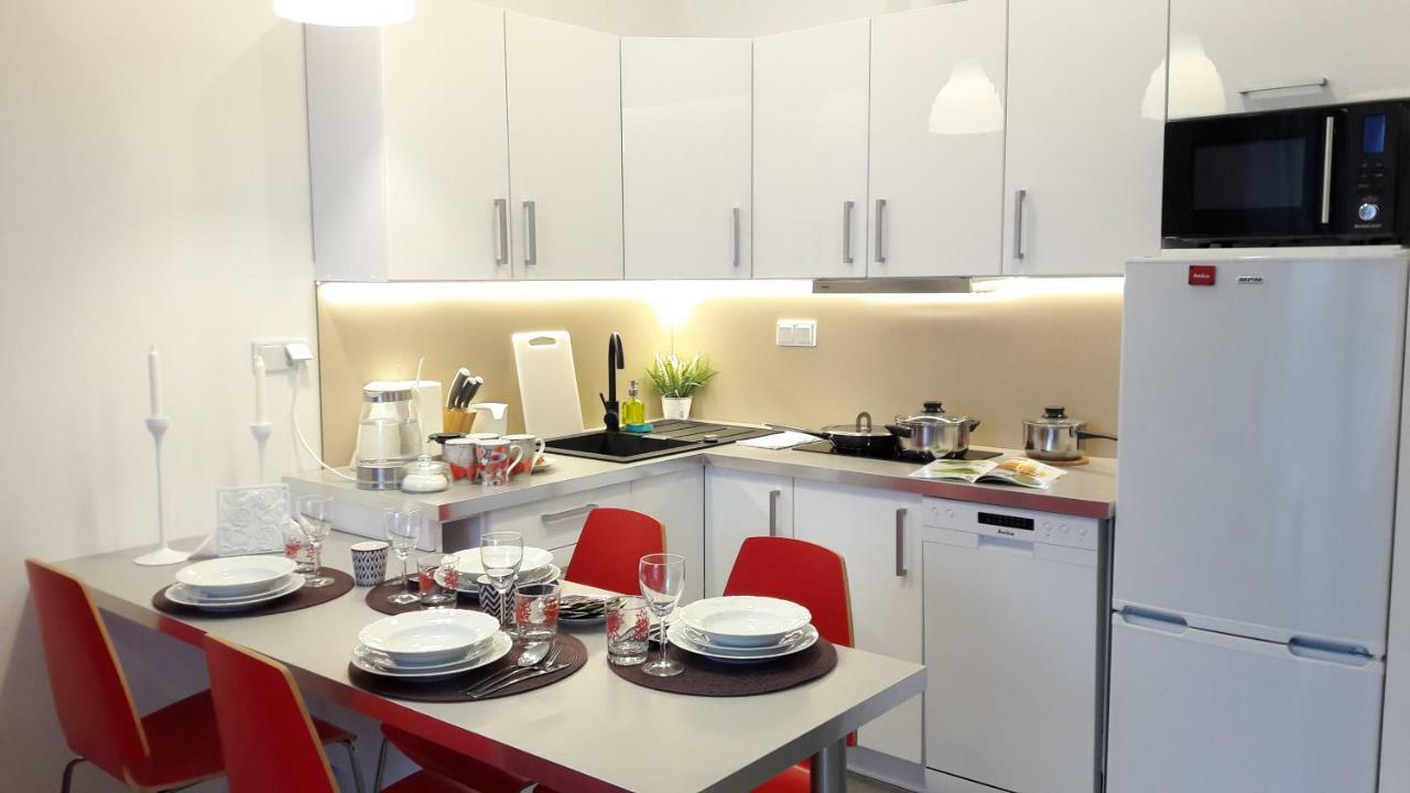 Newburg Apartments Wolska Varşova Dış mekan fotoğraf