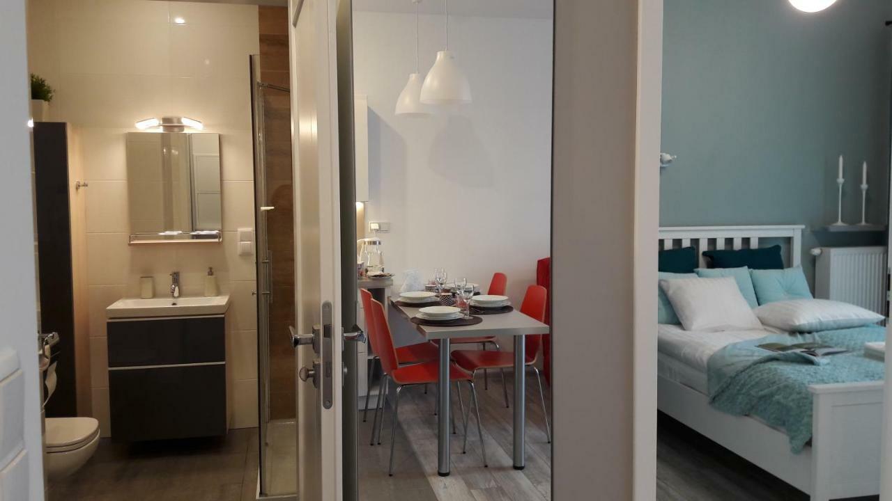Newburg Apartments Wolska Varşova Dış mekan fotoğraf
