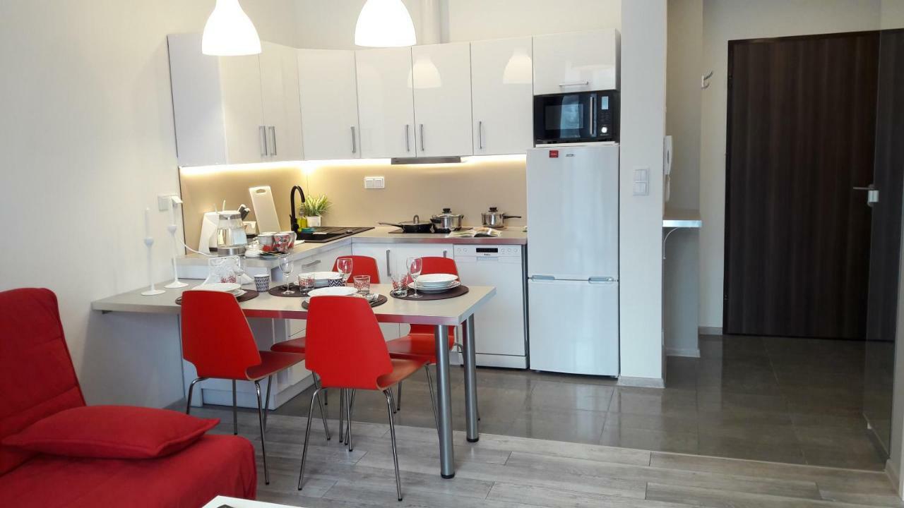 Newburg Apartments Wolska Varşova Dış mekan fotoğraf