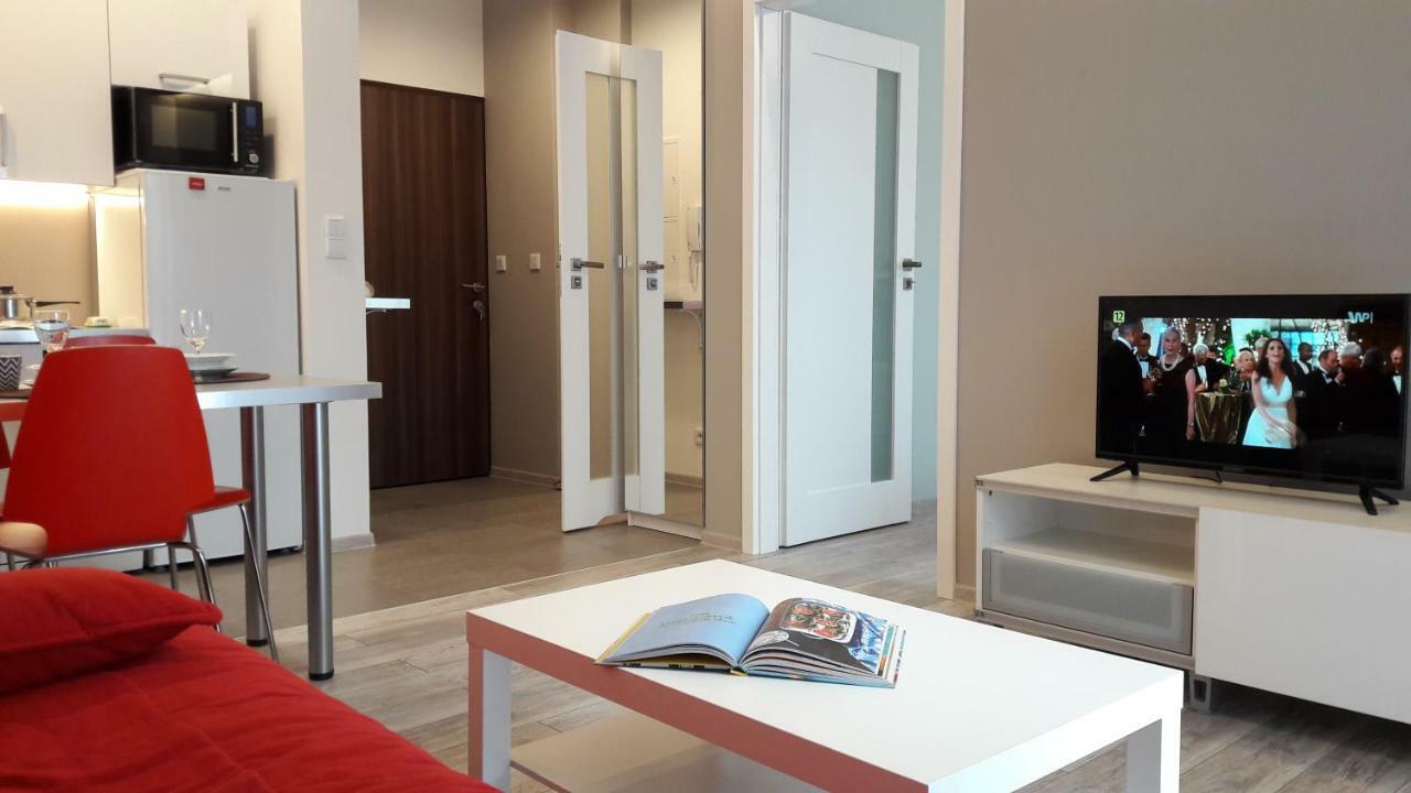 Newburg Apartments Wolska Varşova Dış mekan fotoğraf